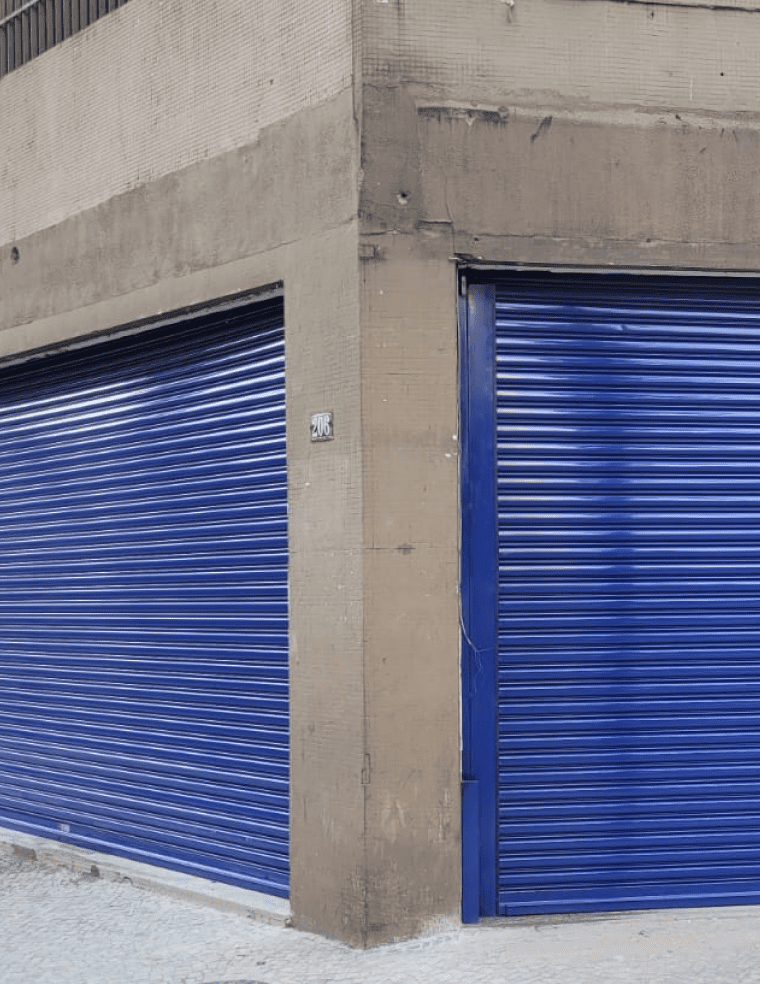 Porta instalada pela GM Portas Automáticas